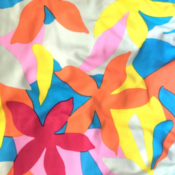 LAND'S END Graphic Floral One Piece  🏄  NEW!!! - Picture 9 of 13